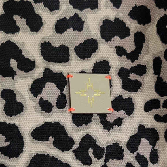 INDIA HICKS Retired "Fortune" Canvas Tote in Sleeping Leopard - Picture 4 of 11